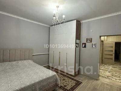 4-комнатная квартира · 140 м², Алау 4квартал 81 — Мешит за 22 млн ₸ в Актау