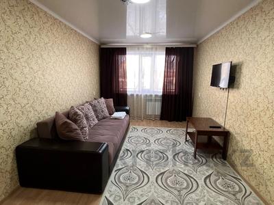 2-бөлмелі пәтер · 50 м² · 2 қабат, Карбышева 3, бағасы: 15 000 ₸ в Караганде, Казыбек би р-н