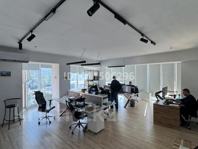 Свободное назначение, офисы, медцентры и аптеки, образование · 200 м² за 145 млн 〒 в Алматы, Медеуский р-н