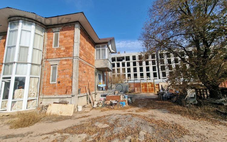 Жеке үй · 6 бөлме · 300 м² · 40 жүзд., Мкр Восточный, бағасы: 115 млн ₸ в Конаеве — фото 2