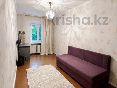 2-комнатная квартира · 42 м² · 2/3 этаж, мкр Новый Город, Пассажирская - 45 квартал 13 за 15.5 млн ₸ в Караганде, Казыбек би р-н