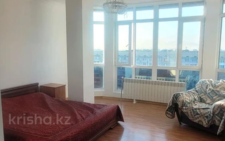 3-комнатная квартира · 102 м² · 10/10 этаж, мкр Аксай-1А 28б — Момыш-улы за 55 млн ₸ в Алматы, Ауэзовский р-н — фото 2