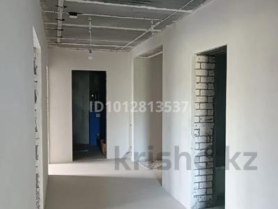 3-комнатная квартира · 114 м² · 3/6 этаж, Сокол 68 за 51 млн ₸ в Уральске, мкр Школьник