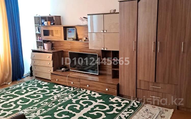 1-бөлмелі пәтер · 40 м² · 1/5 қабат, мкр Береке, Контенерный 3/2дом — Ануар супер маркет артында, бағасы: 13.8 млн ₸ в Атырау — фото 2