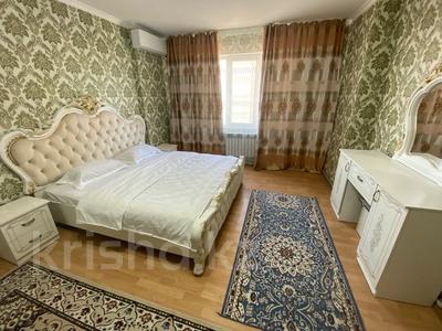 3-комнатная квартира · 120 м² · 10/10 этаж, Желтоксан 17А — Кунаева за 25 000 〒 в Шымкенте, Аль-Фарабийский р-н