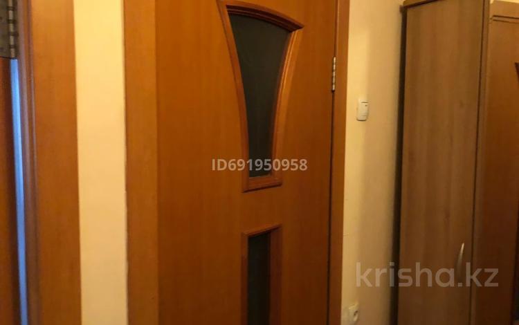 1-комнатная квартира · 32 м² · 4/5 этаж, мкр Новый Город, Мкр Новый Город Ермекова 83/2 за 13.5 млн ₸ в Караганде, Казыбек би р-н — фото 2