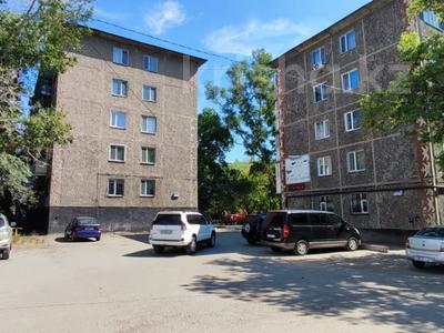 2-комнатная квартира, 45 м², 1/5 этаж, мкр Новый Город, Ержанова 22 — Школа Спортивного Резерва за 13 млн 〒 в Караганде, Казыбек би р-н