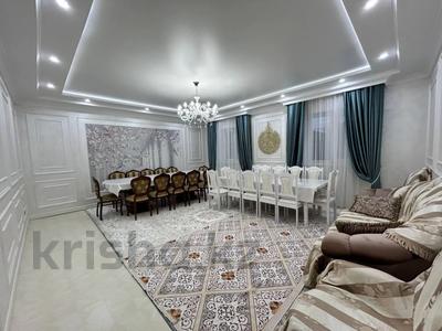 Отдельный дом · 5 комнат · 200 м² · 8 сот., мкр Мясокомбинат, Жақсығали Есембаев за 80 млн 〒 в Атырау