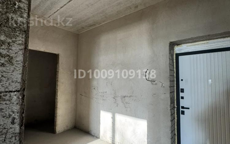 1-бөлмелі пәтер · 55 м² · 2/9 қабат, мкр. Алтын орда, Санкибай Батыра, бағасы: 21.9 млн ₸ в Актобе — фото 8