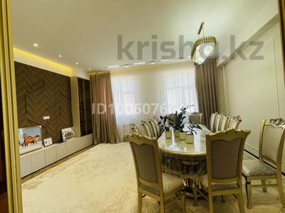 4-комнатная квартира · 150 м² · 5/10 этаж, 18А мкр 7 за 76 млн 〒 в Актау