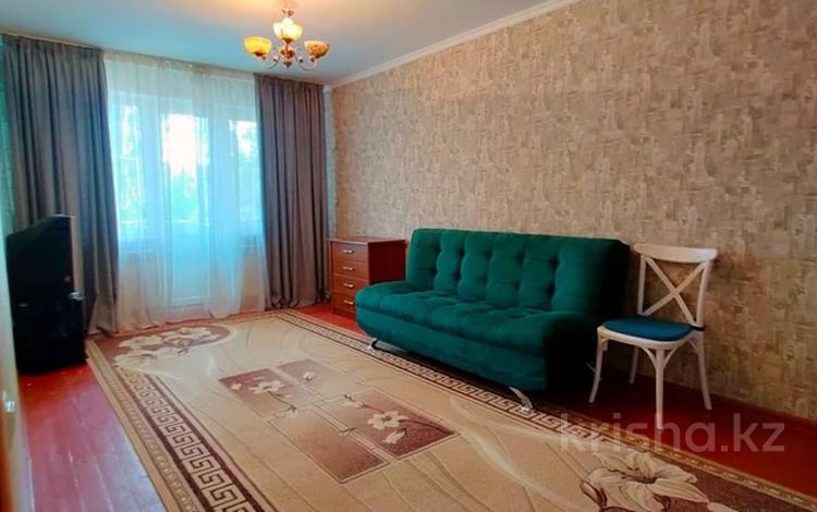 2-комнатная квартира, 44 м², 2/4 этаж помесячно, 1 15