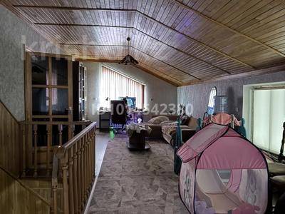 Жеке үй · 6 бөлме · 250 м² · 5 жүзд., 8-й пер Кошеней 31, бағасы: ~ 40 млн ₸ в Таразе