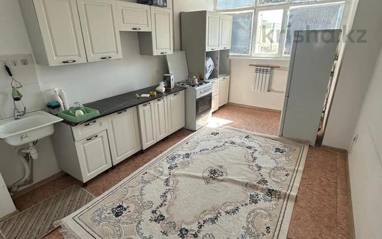 2-комнатная квартира · 60 м² · 4/5 этаж, 19а микрорайон 20 за 130 000 ₸ в Актау, 19А мкр — фото 2