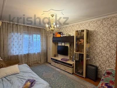 3-комнатная квартира · 72 м² · 7/9 этаж, мкр Аксай-4 54 за 47 млн ₸ в Алматы, Ауэзовский р-н