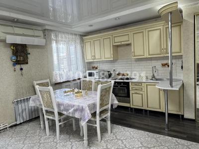 3-бөлмелі пәтер · 67 м² · 5/5 қабат, Найманбаев 128 — Момышұлы, бағасы: 35.9 млн ₸ в Семее