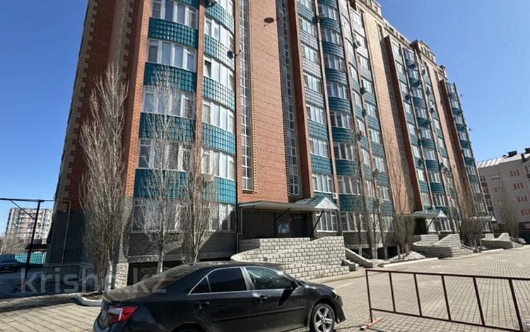 3-комнатная квартира · 118 м² · 8/9 этаж, мкр. Алтын орда, сактаган баишева за 40 млн ₸ в Актобе — фото 2