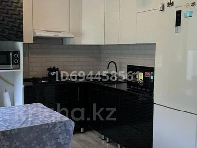 3-комнатная квартира · 72 м² · 1/2 этаж, Сұлтан Бейбарыс 1 — Районная поликлиника за 11 млн ₸ в Бауыржан Момышулы