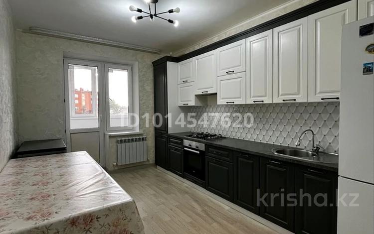 3-бөлмелі пәтер · 87 м² · 1/5 қабат, Зачаганск пгт ш/а., Камбар батыр 4, бағасы: 35.5 млн ₸ в Уральске, мкр. Зачаганск пгт — фото 2