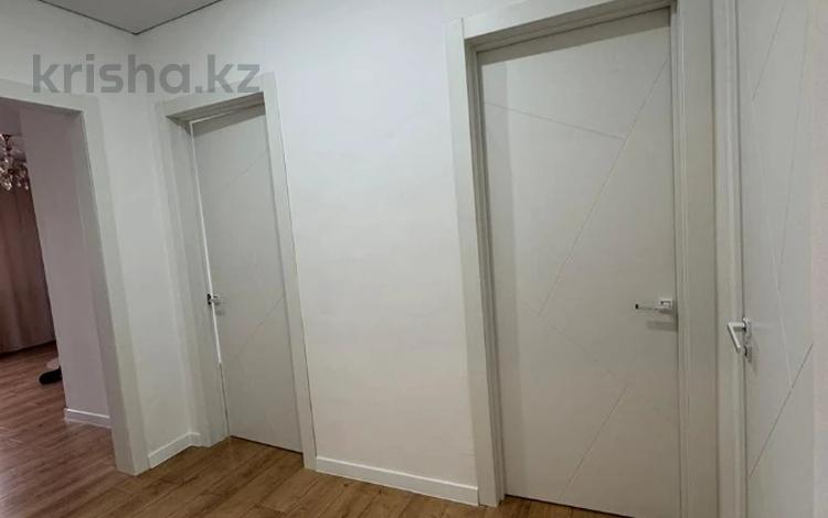 3-бөлмелі пәтер · 96.3 м² · 4/10 қабат, Акана-серэ 194, бағасы: 38 млн ₸ в Кокшетау — фото 7