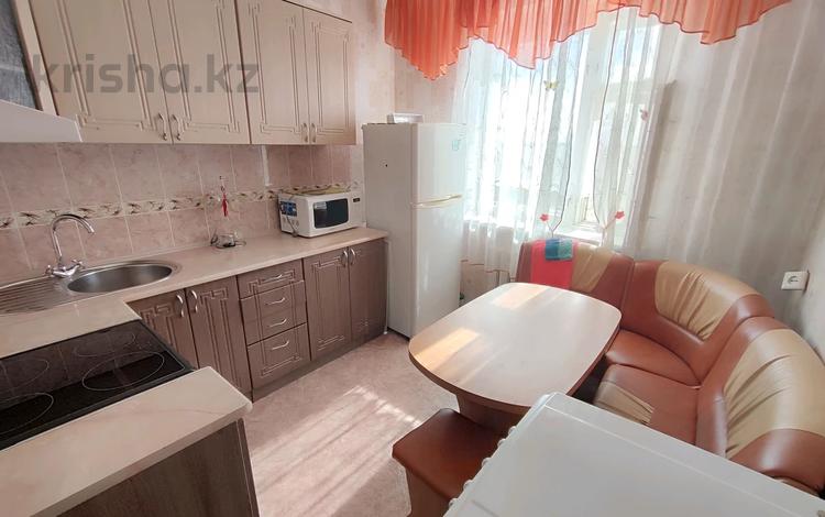 2-комнатная квартира · 51.4 м² · 7/9 этаж, 9-й мкр. 37 за 10 млн ₸ в Степногорске — фото 2