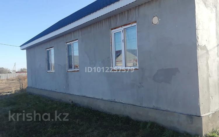Отдельный дом · 2 комнаты · 74.4 м² · 7 сот., Юбилейный, Камшат Доненбаевой за 20 млн ₸ в Костанае — фото 2