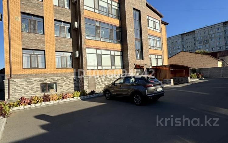 3-комнатная квартира · 85 м² · 2/3 этаж, Маргулана 211 за 500 000 ₸ в Павлодаре — фото 2