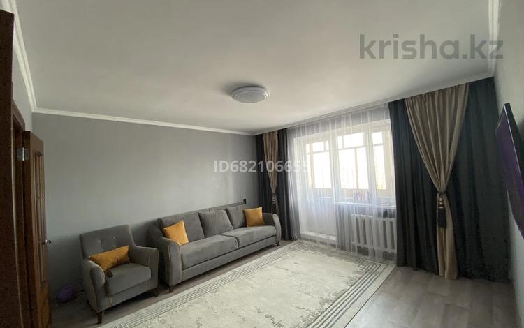 3-комнатная квартира, 67 м², 8/9 этаж, Ауэзова 37А