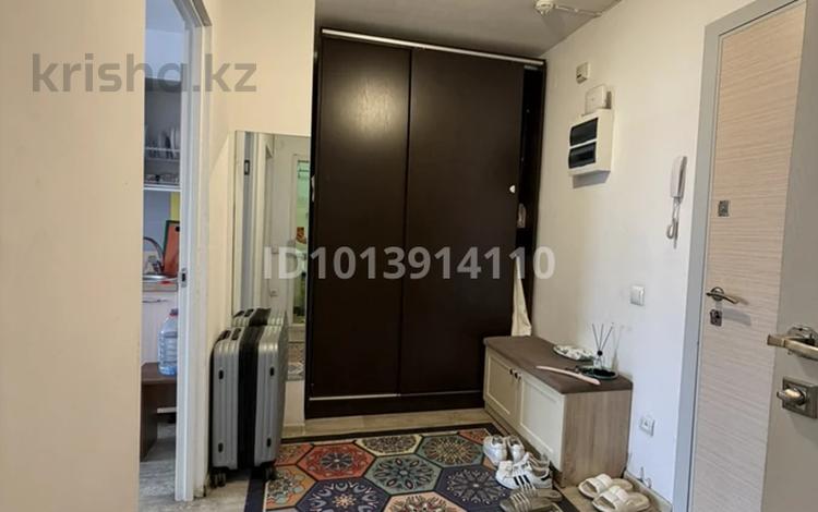1-бөлмелі пәтер · 45 м² · 7/9 қабат, Б. Момышулы 5, бағасы: 180 000 ₸ в Алматы, Алатауский р-н — фото 2