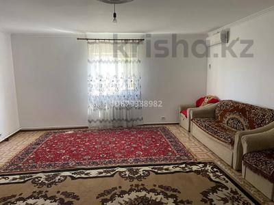 2-бөлмелі үй ай сайын, 120 м², Мкр Ардагер 18а, бағасы: 150 000 〒 в Атырау