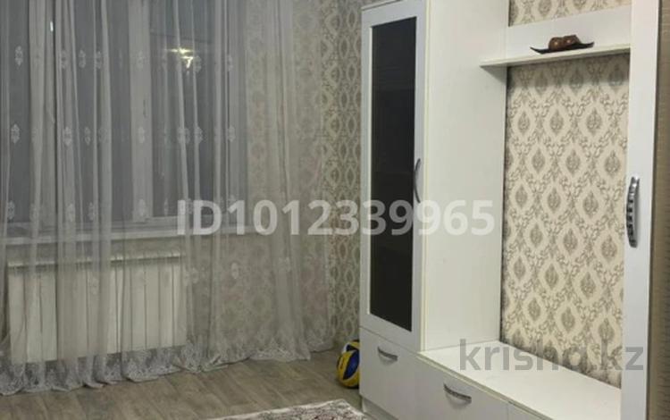1-бөлмелі пәтер · 41 м² · 1/8 қабат, мкр Нуркент, Момышулы 5/8 — ЦОН, Тоймарт Алматы Арена, бағасы: 200 000 ₸ в Алатауский р-н — фото 2