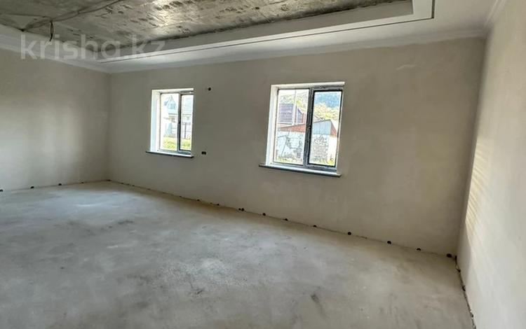 Отдельный дом · 4 комнаты · 160 м² · 8 сот., Малькеева 47 за 42 млн 〒 в Бирлик — фото 2