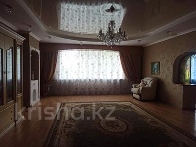 Отдельный дом · 8 комнат · 593 м² · 25 сот., Циолковского за 142 млн 〒 в Щучинске