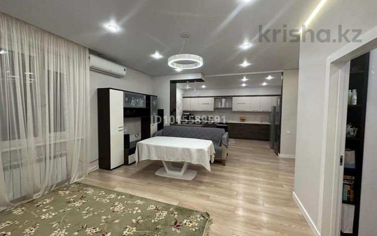 3-бөлмелі пәтер · 90 м² · 11/13 қабат, Керей, Жәнібек хандар 28 — Мангилик ел/ Керей,Жанибек хандар, бағасы: 60 млн ₸ в Астане, Есильский р-н — фото 2
