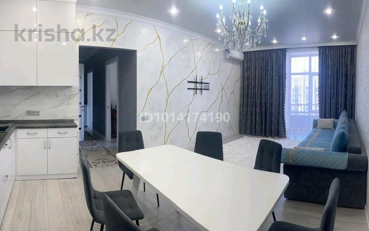 3-комнатная квартира · 63 м² · 9/10 этаж, мкр Юго-Восток, Ашимова 21/5 за 38 млн ₸ в Караганде, Казыбек би р-н — фото 2