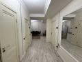 4-комнатная квартира · 125 м² · 16/16 этаж, мкр Самал-1 9/2 за 700 000 ₸ в Алматы, Медеуский р-н — фото 12