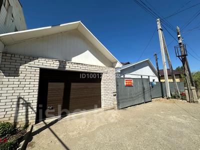 Продажа домов и дачи в Актюбинской обл.: Отдельный дом · 5 комнат · 167 м² · 10 сот., Спартак 8 — Хлебокомбинат за 60 млн 〒 Отдельный дом · 5 комнат · 167 м² · 10 сот., Спартак 8 — Хлебокомбинат за 60 млн 〒 в Актобе