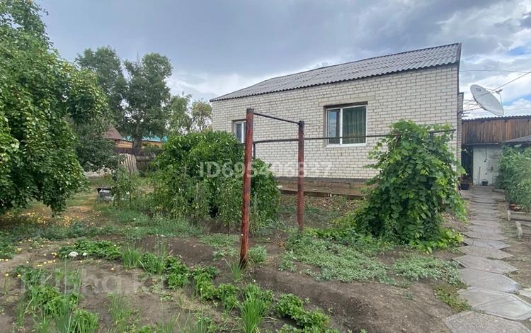Жеке үй · 3 бөлме · 75 м² · 10 жүзд., Переулок Ягодный, бағасы: 17 млн ₸ в Семее — фото 2