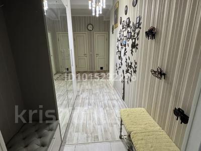 2-бөлмелі пәтер · 65 м² · 1/5 қабат, 17-ш/а. 79, бағасы: 20 млн ₸ в Актау, 17-й мкр