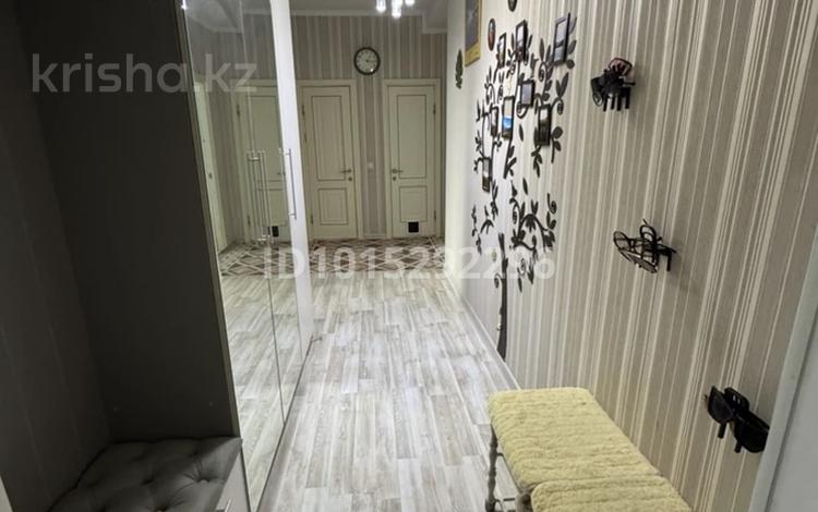 2-бөлмелі пәтер · 65 м² · 1/5 қабат, 17-ш/а. 79, бағасы: 20 млн ₸ в Актау, 17-й мкр — фото 2