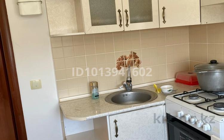 1-комнатная квартира · 34 м² · 3/5 этаж, мкр Байтерек 18 за 70 000 ₸ в Таразе — фото 2