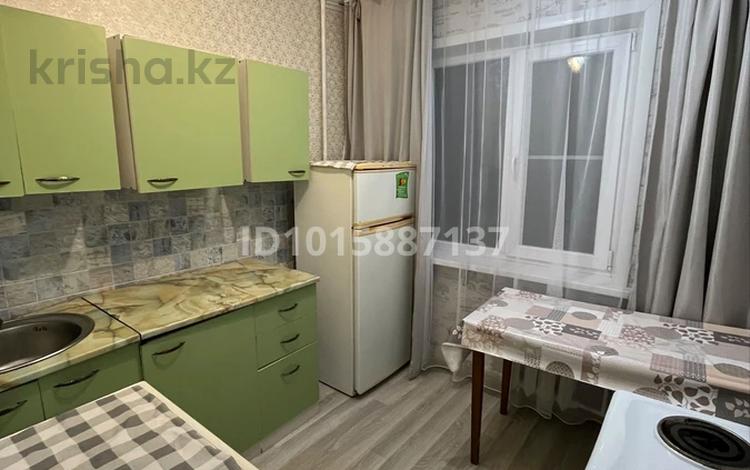 2-бөлмелі пәтер · 45 м² · 3/5 қабат, Астана 18, бағасы: 15 млн ₸ в Усть-Каменогорске — фото 2