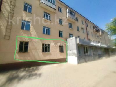 3-бөлмелі пәтер · 72.8 м² · 1/4 қабат, проспект Бухар-жырау 29 — проспект Нурсултана Назарбаева, бағасы: 40 млн ₸ в Караганде, Казыбек би р-н