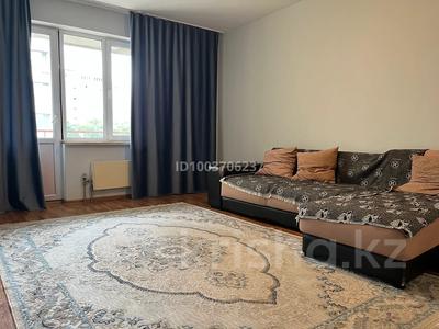 1-комнатная квартира · 51 м² · 5/9 этаж, мкр Аксай-4 122 за 200 000 ₸ в Алматы, Ауэзовский р-н
