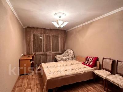 3-комнатная квартира, 64 м², 3/5 этаж, мкр Орбита-1 — Навои за 38.5 млн 〒 в Алматы, Бостандыкский р-н