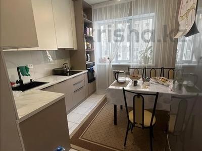 Продажа квартир в Алматы: 2-комнатная квартира · 54.5 м² · 2/12 этаж, мкр Дарабоз за 34 млн 〒 2-комнатная квартира · 54.5 м² · 2/12 этаж, мкр Дарабоз за 34 млн 〒 в Алматы, Алатауский р-н
