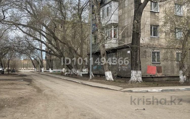 2-бөлмелі пәтер · 45 м² · 4/5 қабат, Майкудук, 13й микрорайон 21 — Где садик, бағасы: 9.1 млн ₸ в Караганде, Алихана Бокейханова р-н — фото 2