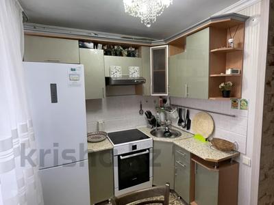 3-бөлмелі пәтер · 60 м² · 3/5 қабат, Протозанова 39 — Р-н ЦДК, бағасы: 220 000 ₸ в Усть-Каменогорске