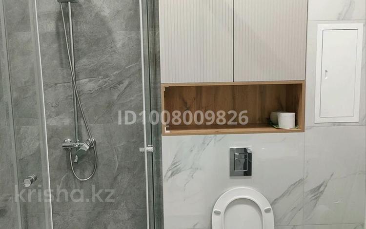 1-комнатная квартира · 50 м² · 4/9 этаж, мкр. Алтын орда, Молдагулова за 180 000 〒 в Актобе — фото 3