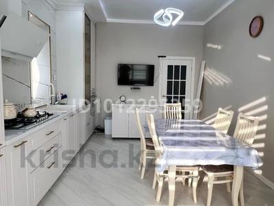 4-бөлмелі пәтер · 115 м² · 3/3 қабат, мкр Старый Аэропорт 102 — отырар, бағасы: 52 млн ₸ в Уральске