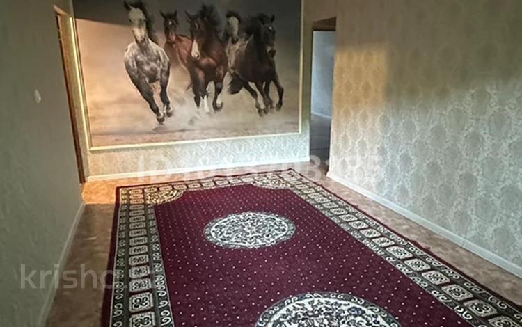 3-бөлмелі пәтер · 70 м² · 2/5 қабат, Иляева 22а — Пересечение улицы Конаева Иляева, бағасы: 200 000 ₸ в Шымкенте, Аль-Фарабийский р-н — фото 2